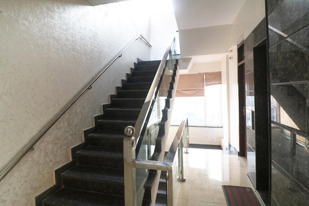 Fabhotel Mid Town Grand Panchkula Exterior foto