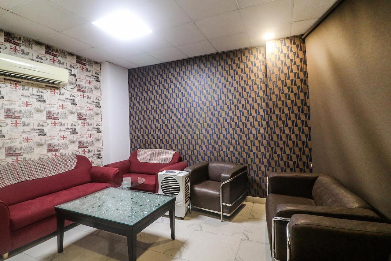 Fabhotel Mid Town Grand Panchkula Exterior foto
